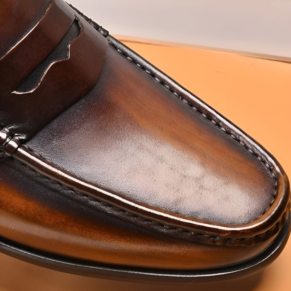 Heren Instappers met Klassiek Penny Strap Detail Moccasin Teenontwerp Zakelijk Comfort Loafers Leer Schoenen | Sulvida