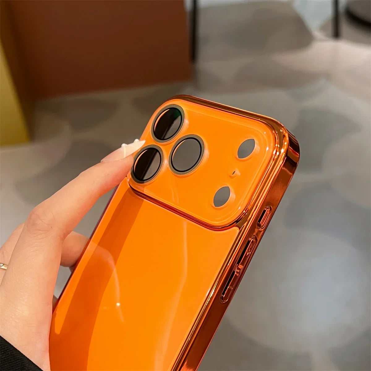 Coque en verre pour iPhone avec bord plaqué, protection de l’appareil photo et design luxueux pour iPhone 11 à 17 Pro Max | Sulvida