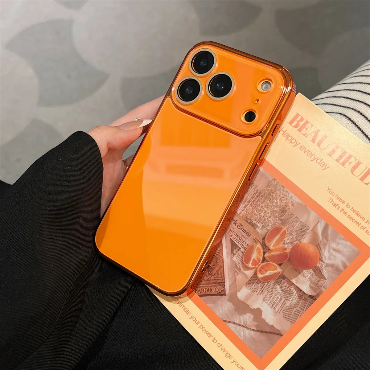 Coque en verre pour iPhone avec bord plaqué, protection de l’appareil photo et design luxueux pour iPhone 11 à 17 Pro Max | Sulvida