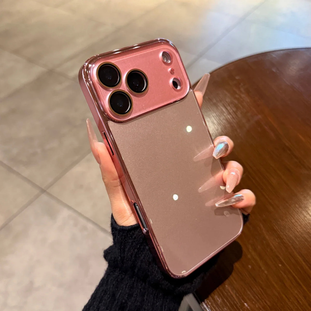 Coque en verre pour iPhone avec bord plaqué, protection de l’appareil photo et design luxueux pour iPhone 11 à 17 Pro Max | Sulvida