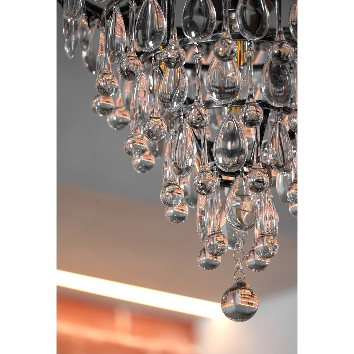 Kristallen Kroonluchter met Ijzeren Armen – Antiek Brons Vintage Plafondlamp voor Woonkamer Eetkamer | Sulvida