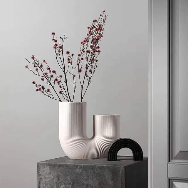 U-vormige minimalistische vaas keramiek scandinavisch design woonkamer kantoor tafelstuk moderne decoratie | Sulvida