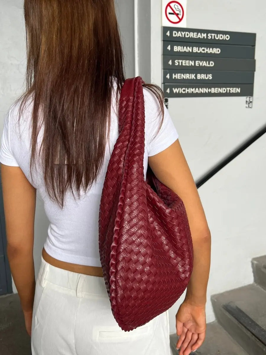 Geweven Leren Schoudertas Hobo Beige Zwart Wijnrood Ruimtevol met Rits Dames Alledaags Stijlvol Design | Sulvida