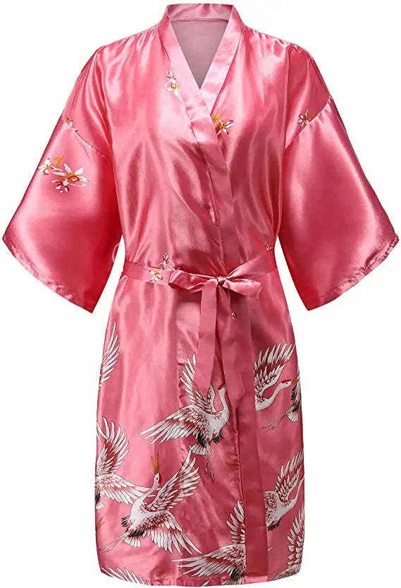 Peignoir kimono en satin à imprimé floral pour femme, manches courtes, vêtement d’intérieur de luxe à l’éclat soyeux | Sulvida