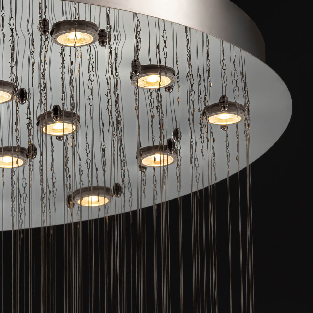 Kristallen regendrup kroonluchter rond chroom spiraal voor hal trappenhal hoge plafonds luxe design verlichting | Sulvida