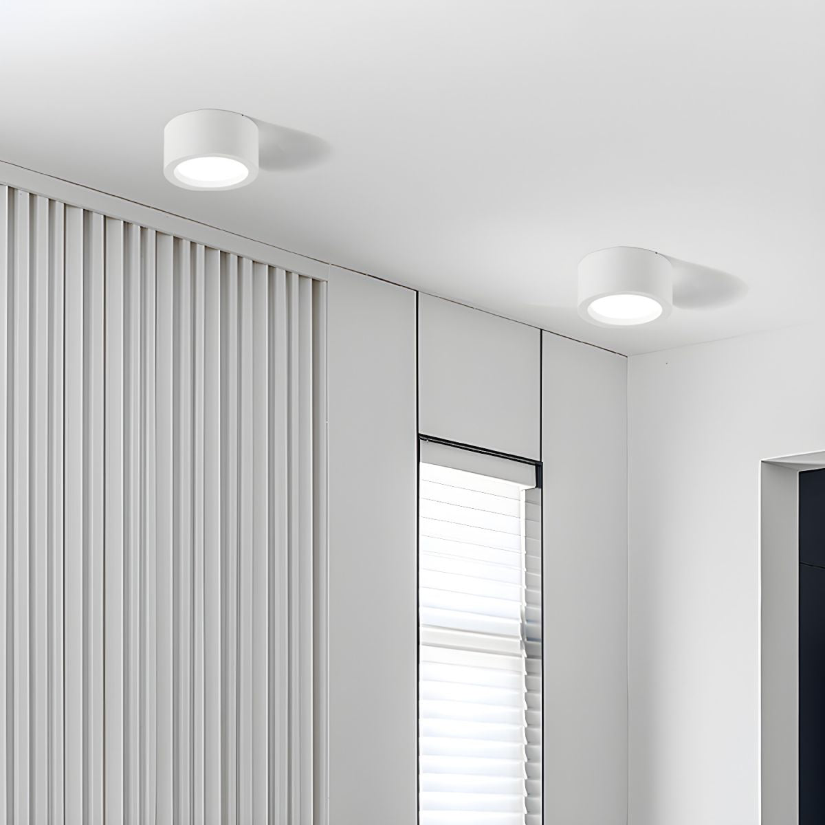 Compacte opbouw plafondlamp rond ijzer LED 7-21W dimbaar wit zwart modern interieur woonkamer slaapkamer | Sulvida