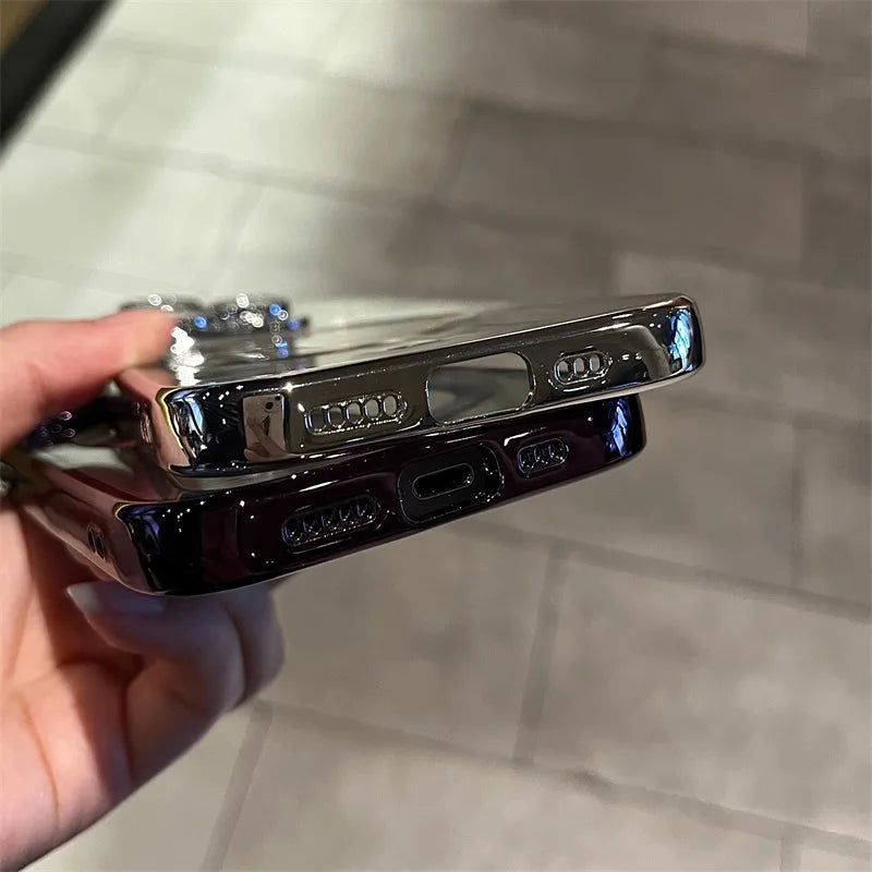 Magnetische Handyhülle, goldfarben, dünner Schutz, elegante Metallic-Oberfläche, kompatible Smartphone-Hülle | Sulvida