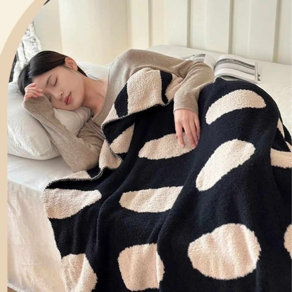 Fleece Plaid Zwart-Wit Stippen 130x170cm Zacht Warme Deken Tweezijdig Woonkamer Slaapkamer Decoratie | Sulvida