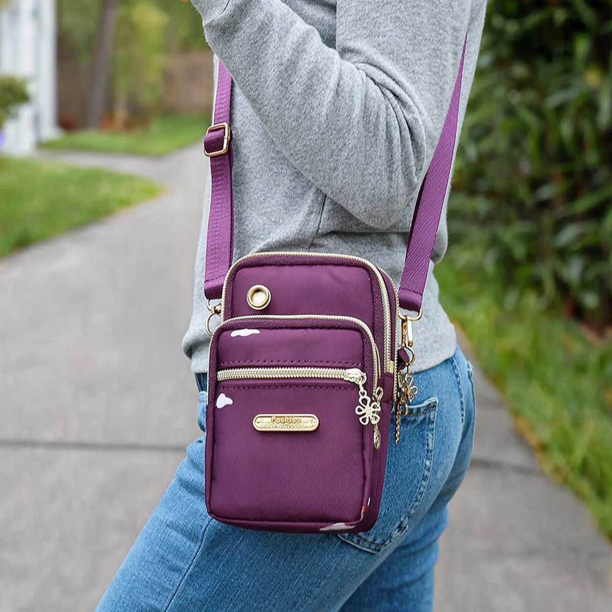 Petit sac à bandoulière avec fermeture éclair, sac bandoulière violet, bleu, rose ou noir, compact et pratique pour femme au quotidien | Sulvida