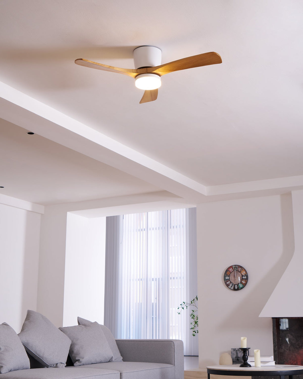Plafondventilator met Verlichting Houten Bladen Afstandsbediening 6 Snelheden Dimbaar Licht Woonkamer | Sulvida
