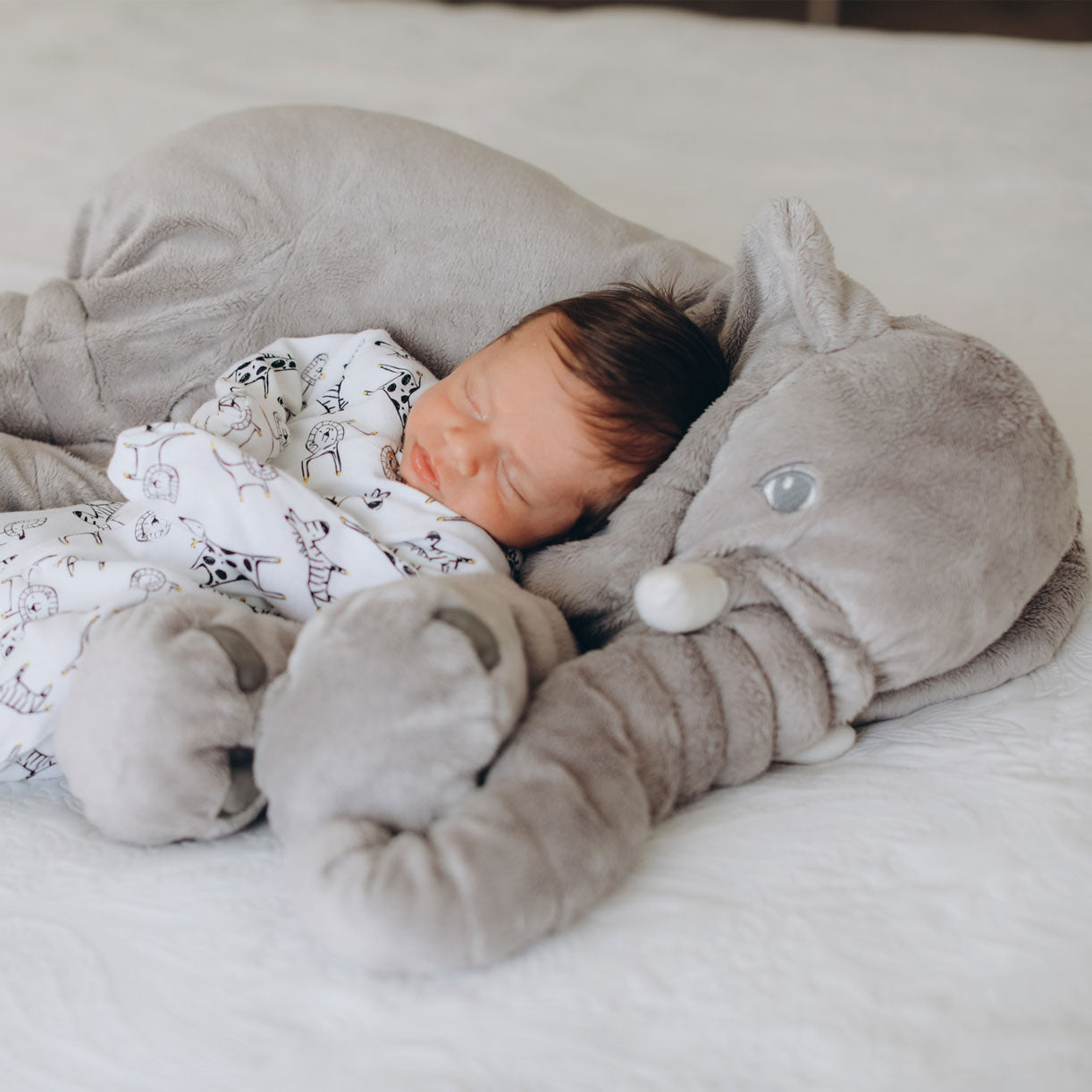 Zachte Olifant Knuffel Kussen voor Kinderen – Comfortabel Speelkussen in Grijs Blauw Roze Paars Geel – Verkrijgbaar in 40 cm en 60 cm Afmetingen | Sulvida