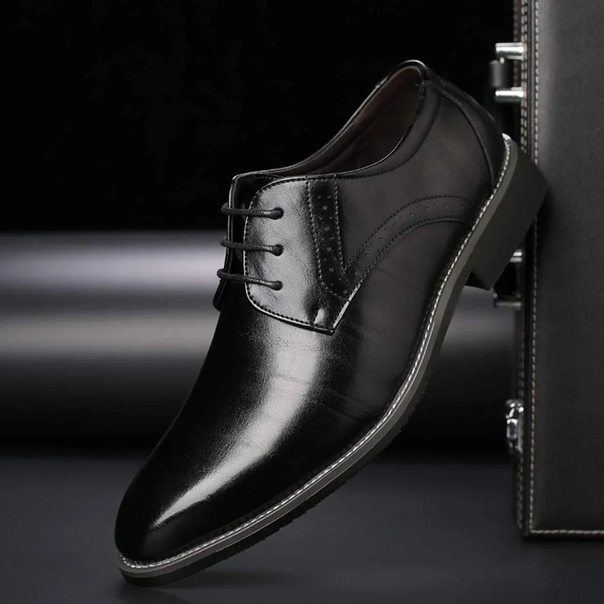 Klassieke Herenschoenen Oxford met Brogue Perforatie Vetersluiting Leer voor Zakelijk Formeel en Feest | Sulvida