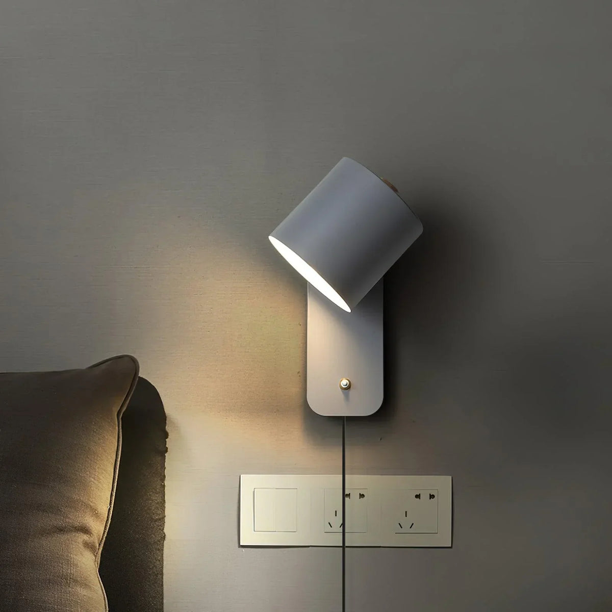 Cilindervormige Wandlamp met Stekker IJzer E27 LED Lichtbron Minimalistische Wandverlichting Bedlamp | Sulvida