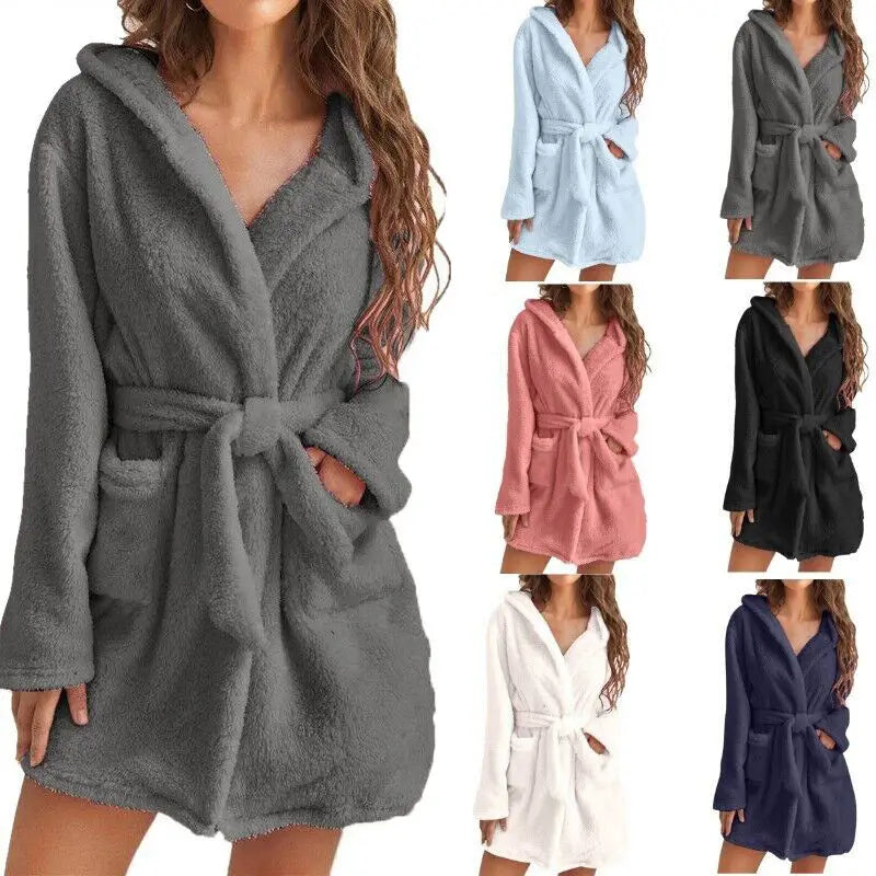 Peignoir en polaire avec capuche Luxueux Chaud Robe de chambre Ensemble d’intérieur unisexe Peignoir en velours Veste d’hiver douillette Éponge douce | Sulvida