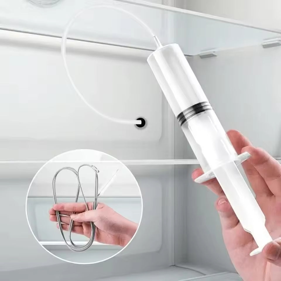 Brosse de nettoyage flexible avec fonction spray pour entretenir l’évacuation du réfrigérateur et déboucher l’évier de cuisine | Sulvida