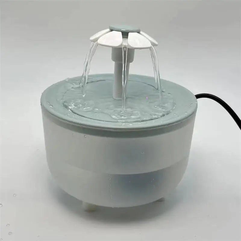 Fontaine à eau pour animaux avec filtre 1.2L Réservoir d’eau électrique silencieux pour chats et chiens Rechargeable par USB | Sulvida