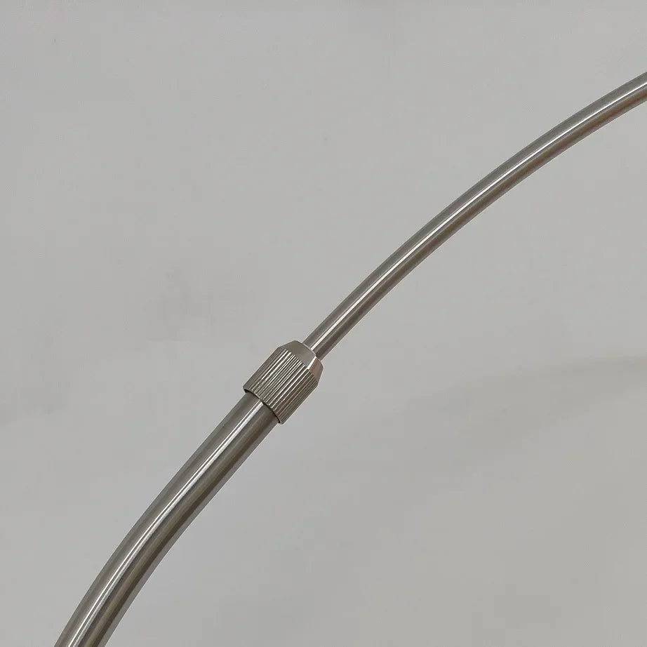 Staande boogvormige vloerlamp metaal glas diffuus licht slaapkamer woonkamer modern minimalistisch design | Sulvida