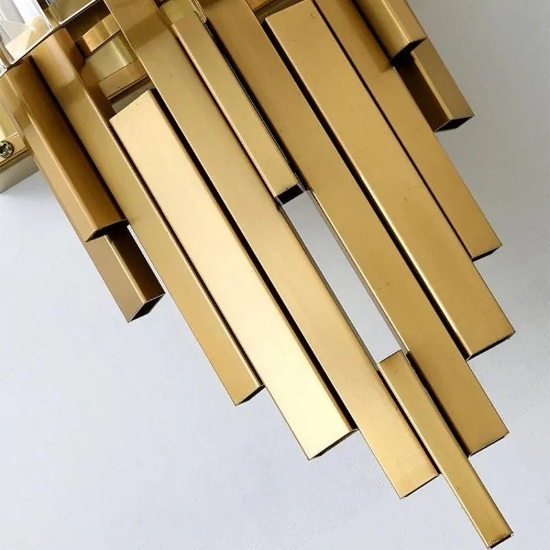 Kristallen wandlamp gelaagd design chroom woonkamer slaapkamer gang entree warm licht modern interieur | Sulvida