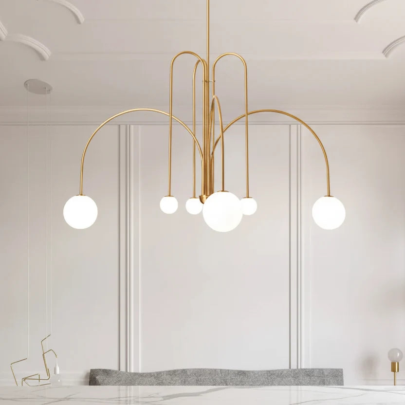 Kroonluchter met Glazen Bollen Geborsteld Metaal Goud Zwart Rood Scandinavisch Design Woonkamer Eetkamer | Sulvida