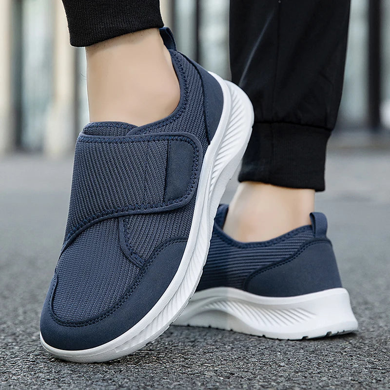 Orthopedische Herenschoenen Extra Breed met Klittenband Ademend Mesh Comfortabele Wandelschoenen voor Senioren | Sulvida