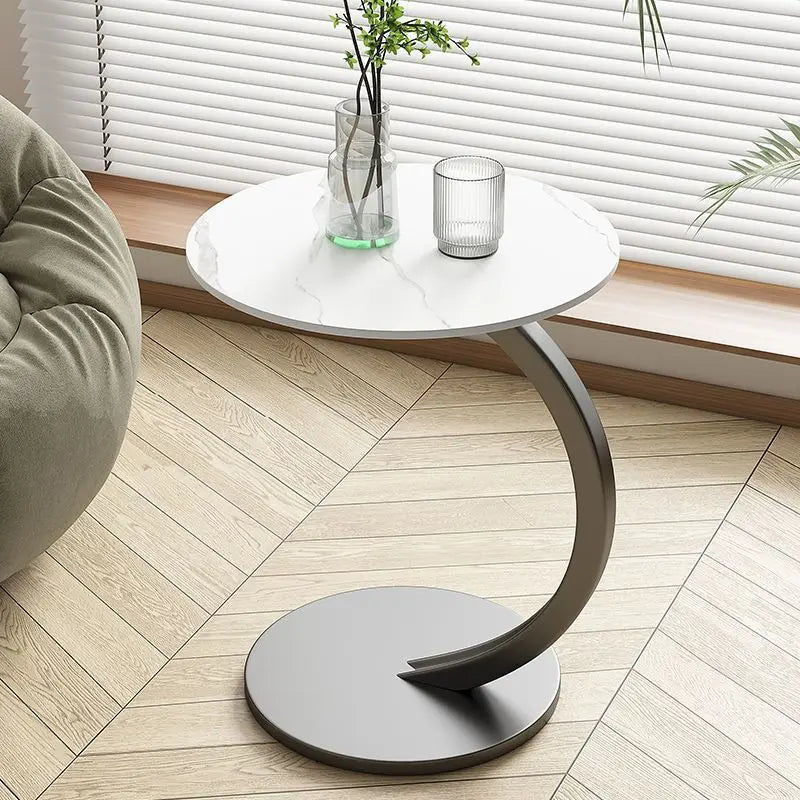 Compacte bijzettafel met stalen frame en houten blad voor woonkamer slaapkamer hoektafel nachtkastje | Sulvida