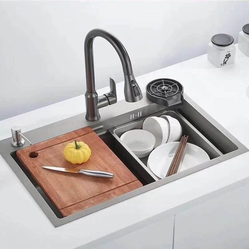 Robinet de cuisine avec douchette extractible pour un nettoyage facile, système de mitigeur flexible, chrome, noir brossé, gris | Sulvida