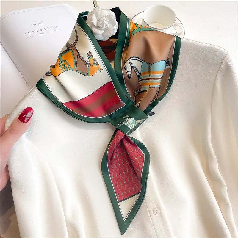 Foulard en satin pour femme à imprimé chevaux, écharpe étroite, bandana élégant, tour de cou, bandeau et bracelet, intemporel | Sulvida