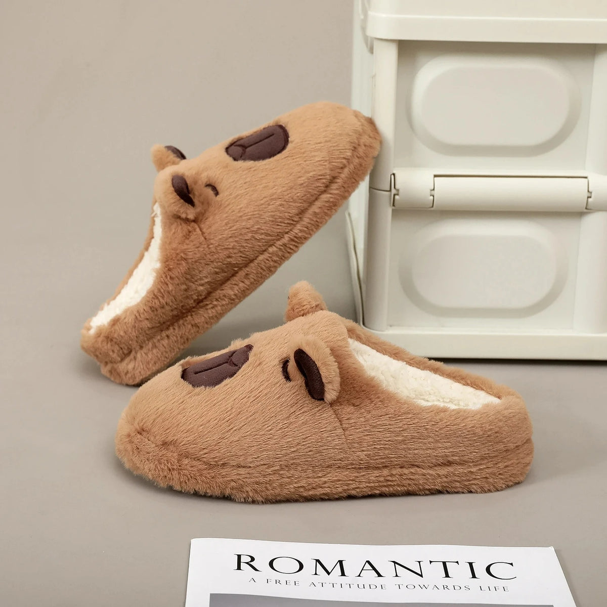 Pluche Huispantoffels met Capybara Print Bruin Warm Binnenslippers Unisex Lichtgewicht Comfortabel Winter Thuis | Sulvida