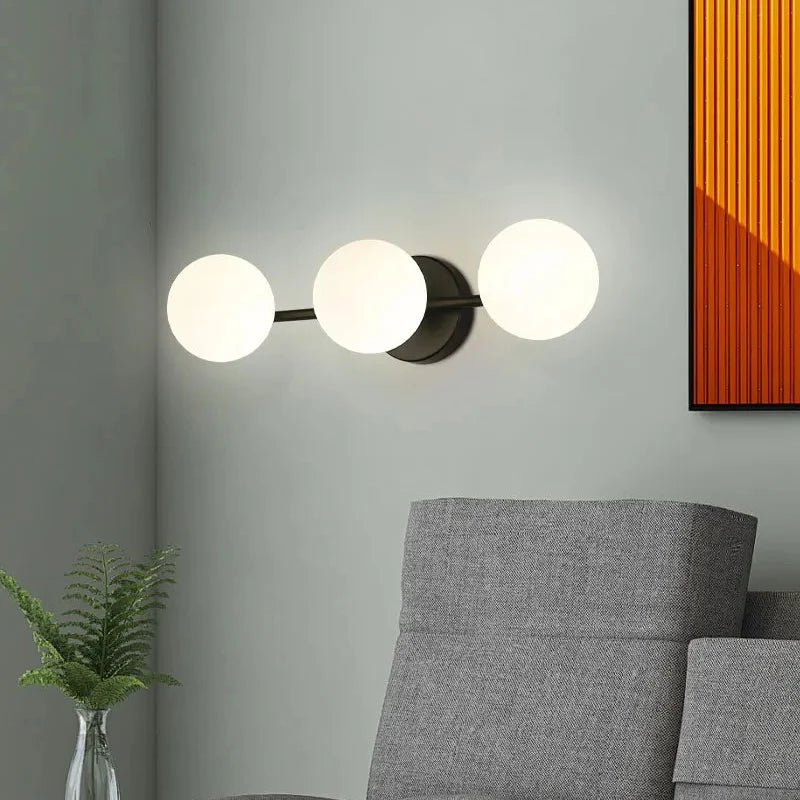 Glazen Bol Wandlamp Metaal met LED Verlichting voor Slaapkamer Gang Woonkamer Minimalistische Sfeerverlichting | Sulvida