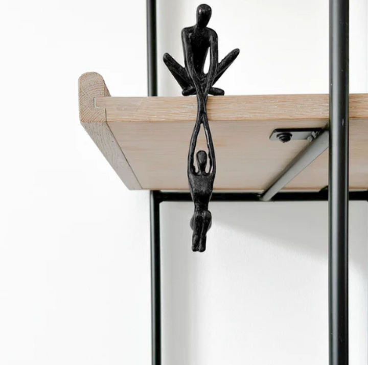 Sculptuur twee zielsfiguren kunstvol handgemaakt kunsthars decoratief voor woonkamer tafel modern interieur | Sulvida