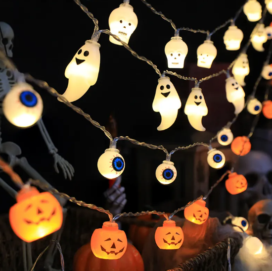 Guirlande lumineuse LED d’Halloween, citrouilles, crânes et globes oculaires, 1,5m, 10 ampoules, décoration de fête sur le thème de l’épouvante | Sulvida