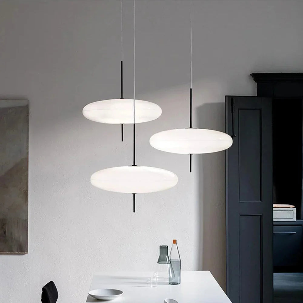 Hanglamp Schotelvorm Noordse Stijl Zwart Wit Geperforeerd Metaal Acryl Verstelbaar Modern Design Eetkamer | Sulvida