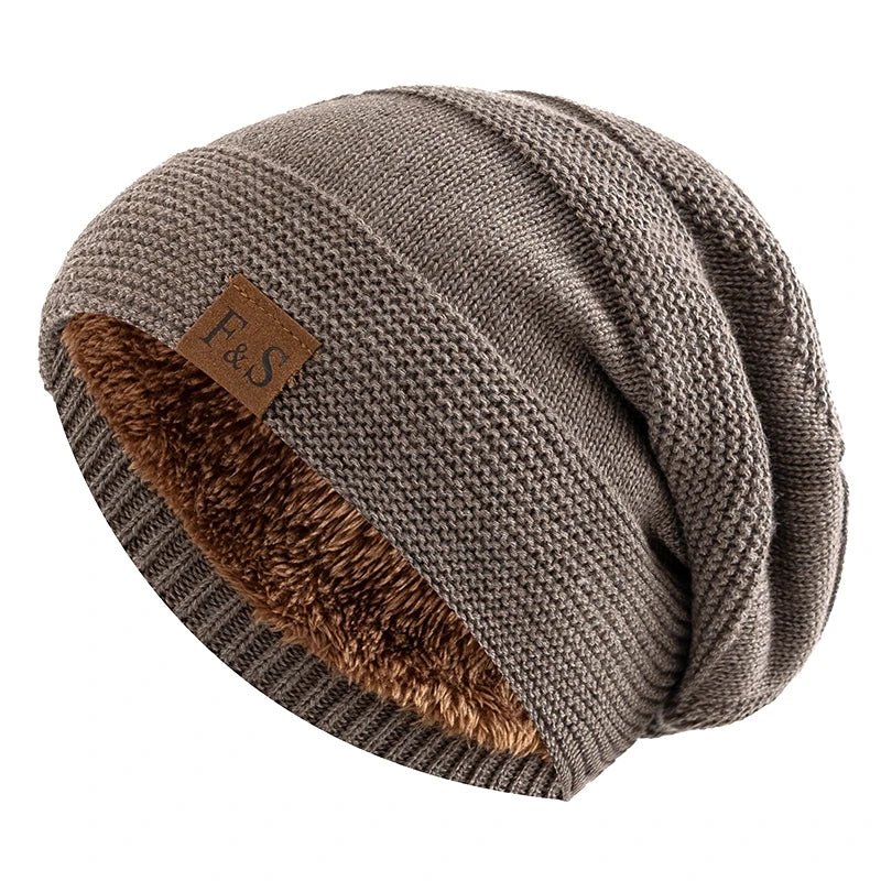 Nieuwe unisex slouchy winterhoeden Voeg bont gevoerde mannen en vrouwen toe Warme muts Casual Label Decor Winter gebreide mutsen