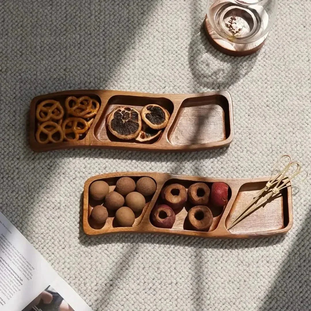 Servierschale aus Holz mit Fächern für Snacks, Häppchen und Knabbereien, mit 3 oder 4 Fächern, für den Tisch geeignet | Sulvida