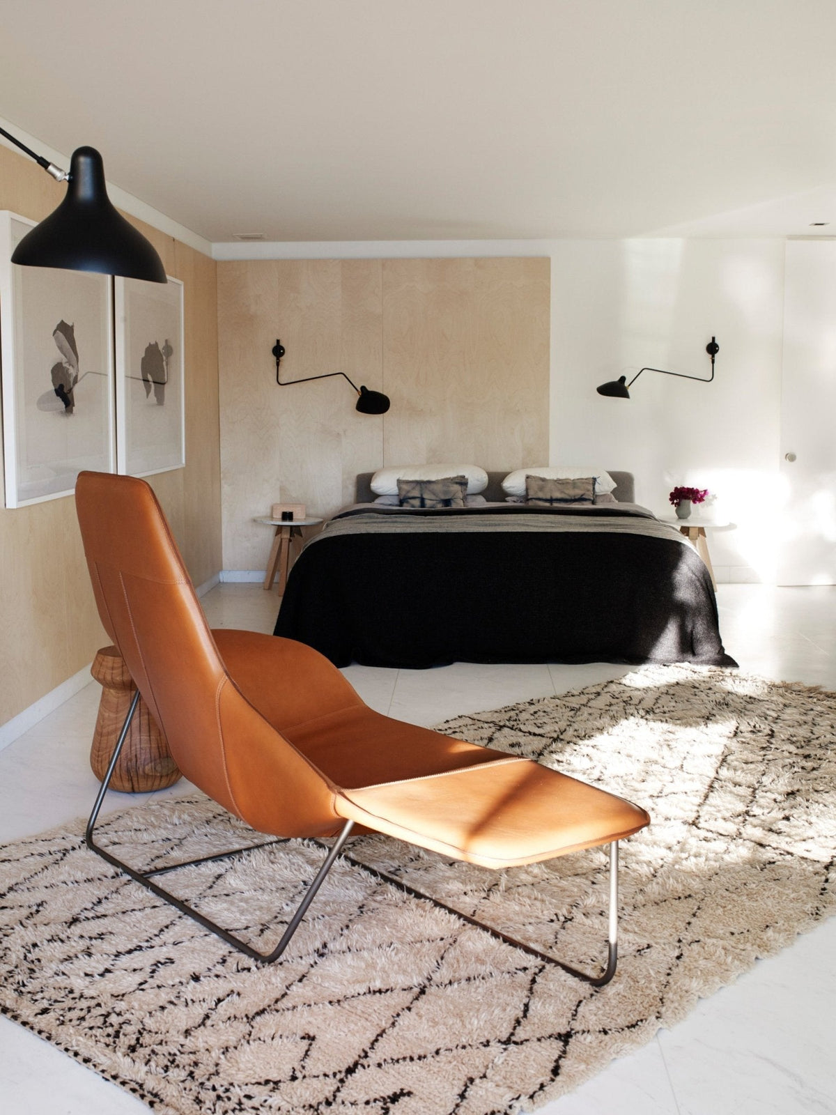 Wandlamp met verstelbare arm zwart metaal modern design 120 cm verstelbaar woonruimte leeshoek werkplek | Sulvida