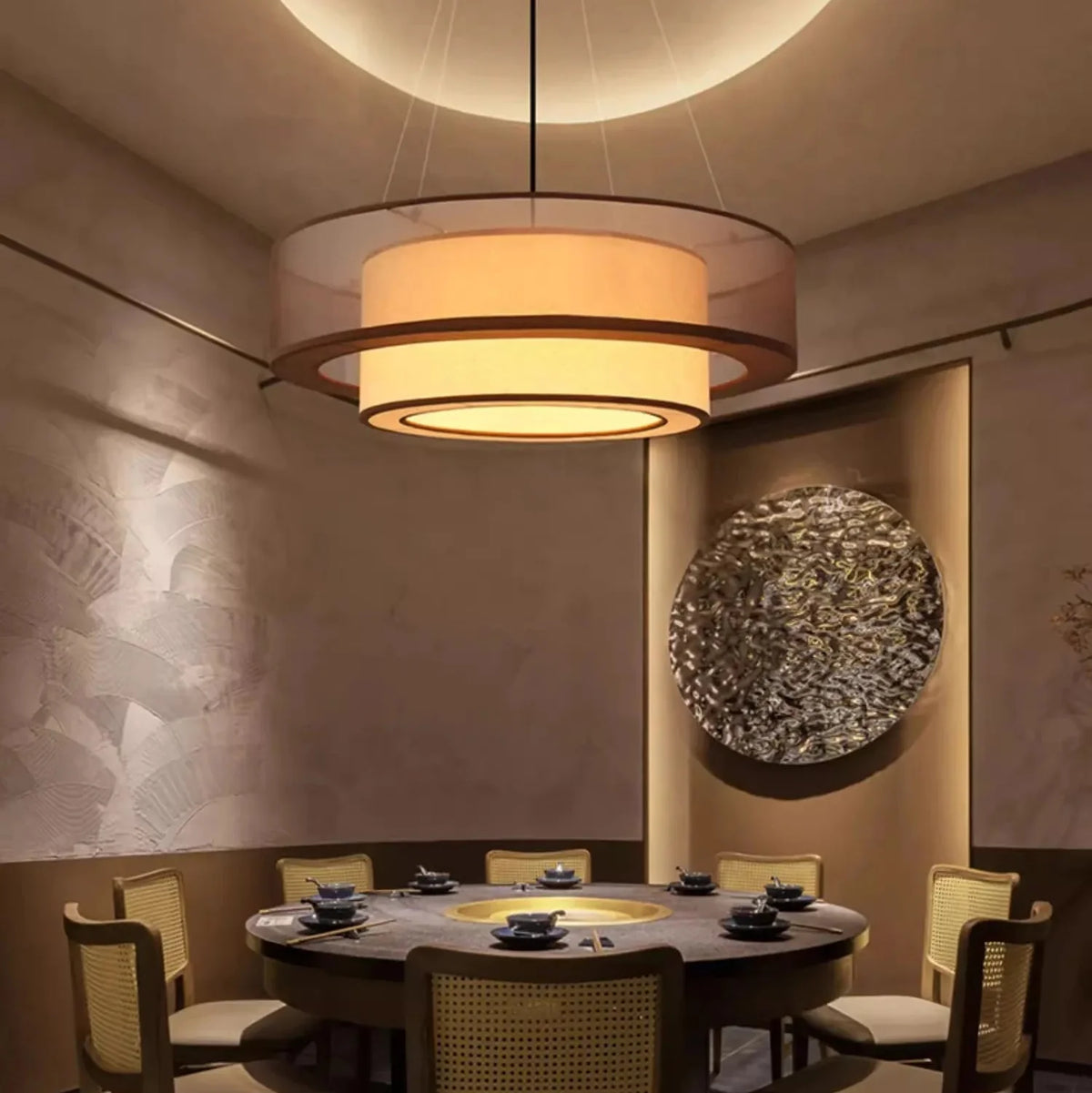Gelaagde cilindervormige hanglamp met stoffen kap 50-80 cm voor eetkamer woonkamer en modern interieur | Sulvida