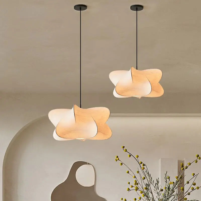 Zijden hanglamp met Japans geïnspireerd design LED warm wit licht voor woonkamer eetkamer salon modern interieur | Sulvida