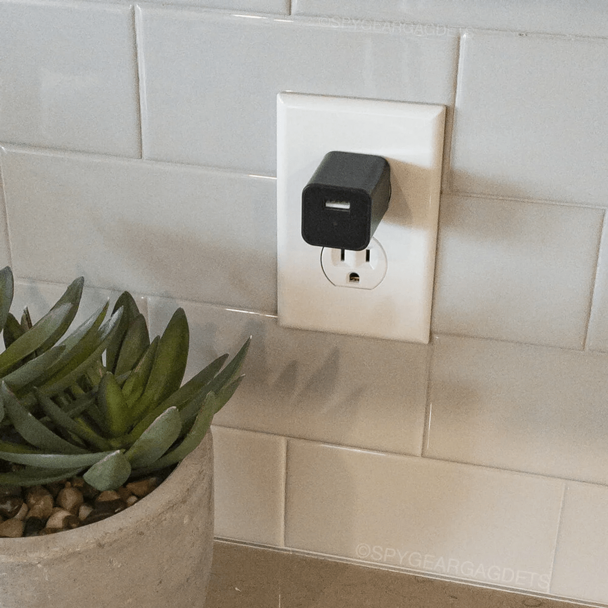WiFi Bewakingscamera 1080P Full HD Verborgen in USB-Oplader met Bewegingsdetectie en Nachtzicht voor Thuisbeveiliging | Sulvida