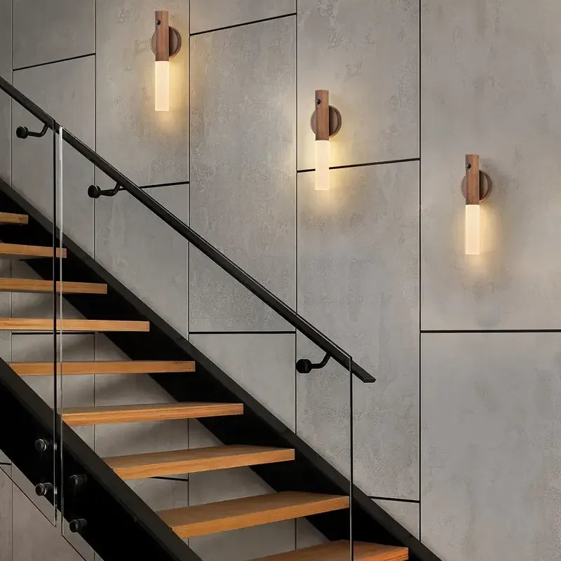 Oplaadbare LED Wandlamp met Bewegingssensor Modern Design voor Hal Slaapkamer Walnoot Eiken Nachtlamp | Sulvida
