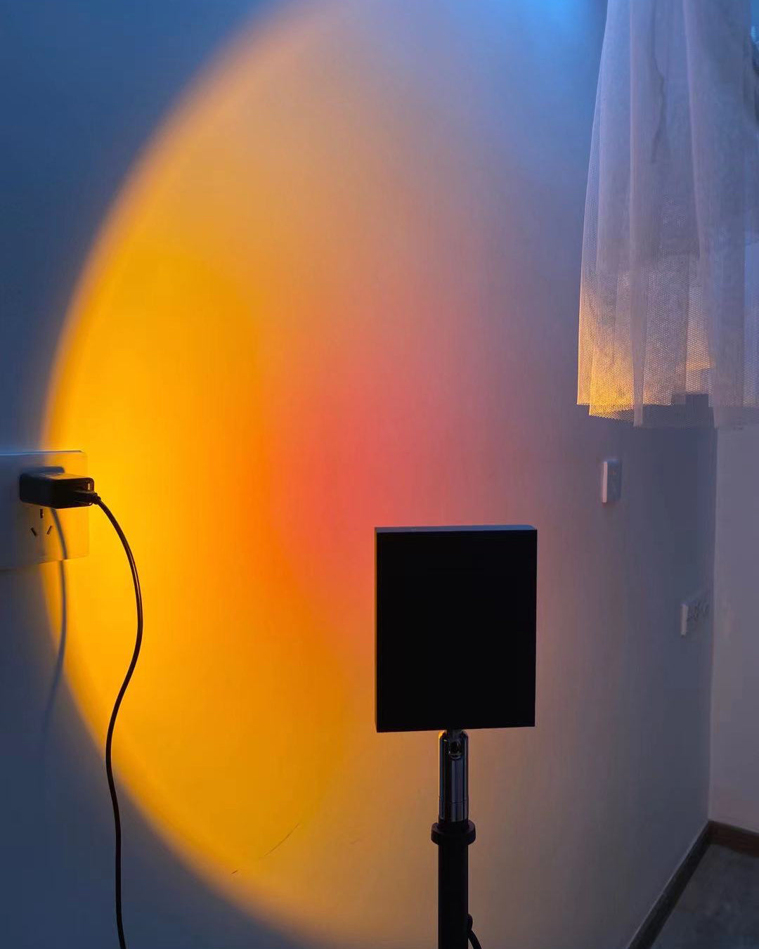 LED Staande Lamp met Halo Projectie Zwart Aluminium 180cm Sfeerverlichting voor Woonkamer Studio Modern Minimalistisch | Sulvida