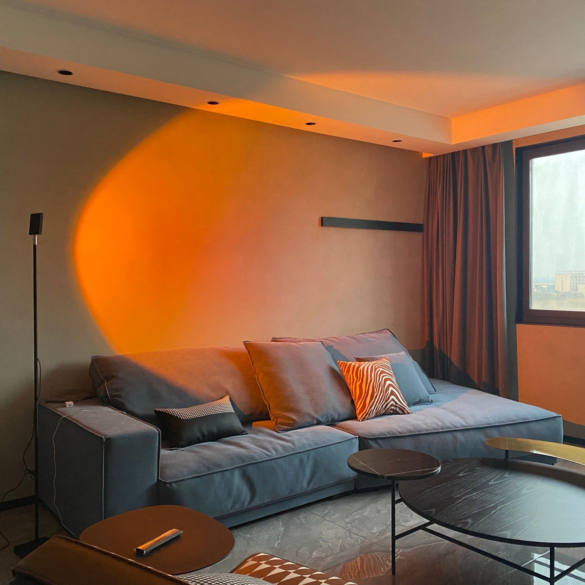 LED Staande Lamp met Halo Projectie Zwart Aluminium 180cm Sfeerverlichting voor Woonkamer Studio Modern Minimalistisch | Sulvida