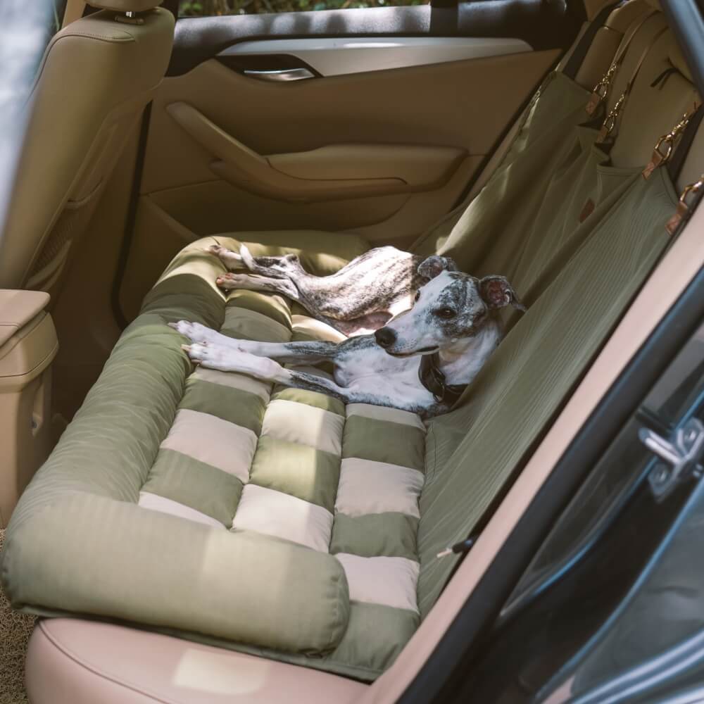 Autostoel Beschermer Hond Met Bolsters Voor Achterbank - Luxe Reiszitje Grote Honden Ruiten Design Waterafstotend | Sulvida