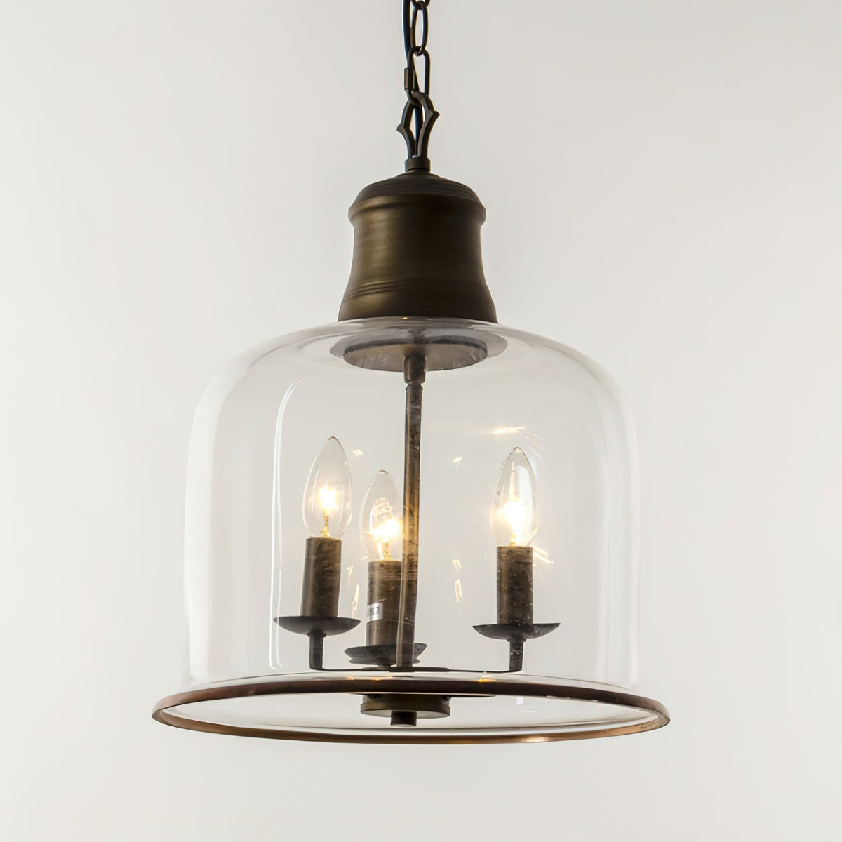 Hanglamp met glazen kap en metalen accenten voor eetkamer keuken hal woonkamer sfeervolle verlichting | Sulvida