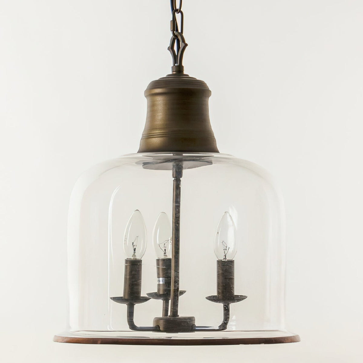 Hanglamp met glazen kap en metalen accenten voor eetkamer keuken hal woonkamer sfeervolle verlichting | Sulvida