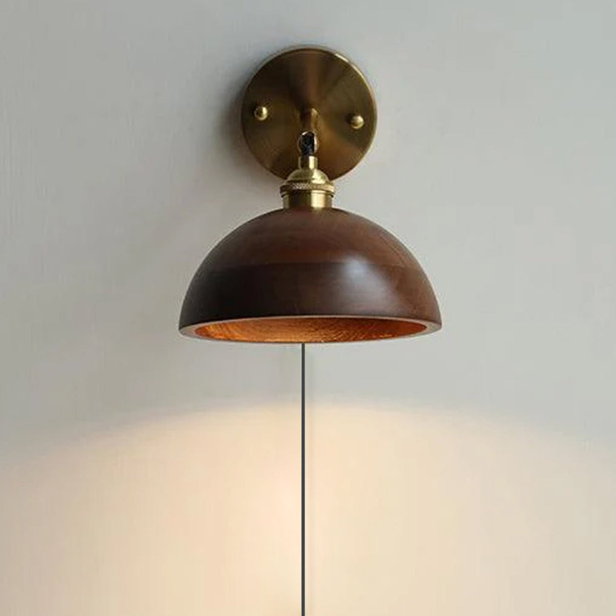 Vintage Wandlamp Hout met Trekschakelaar Dome Kap Messing E26 E27 Slaapkamer Woonkamer Warm Sfeerlicht Retro | Sulvida