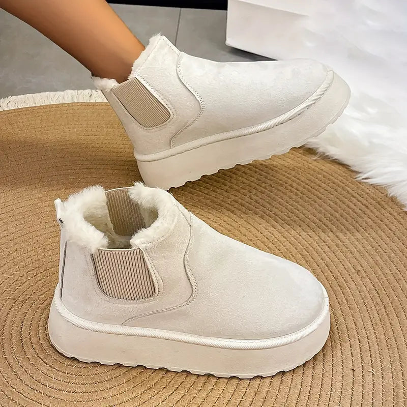 Zachte Dames Laarzen Beige Fleece Gevoerd Platte Hak Comfort Winterlaarzen voor Dagelijks Gebruik en Vrije Tijd | Sulvida