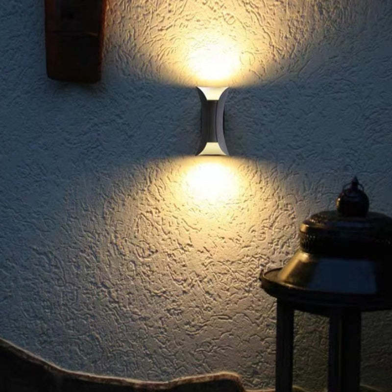 LED Wandlamp Gebogen Ontwerp voor Buiten IP65 Waterbestendig Moderne Tuinverlichting Zwart Wit Goud Buitenmuur | Sulvida