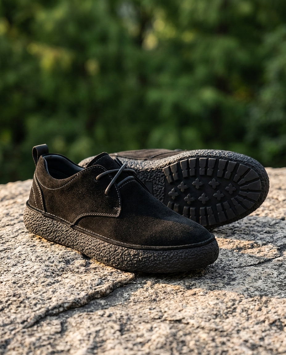Chaussures de randonnée outdoor pour homme en daim, en cuir déperlant, avec semelle antidérapante, confortables et naturellement respirantes | Sulvida