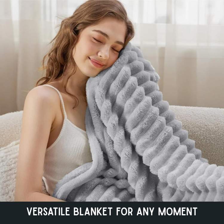 Zware kunstbont deken met streepdessin voor optimale warmte luxe zachtheid en slaapcomfort het hele jaar | Sulvida