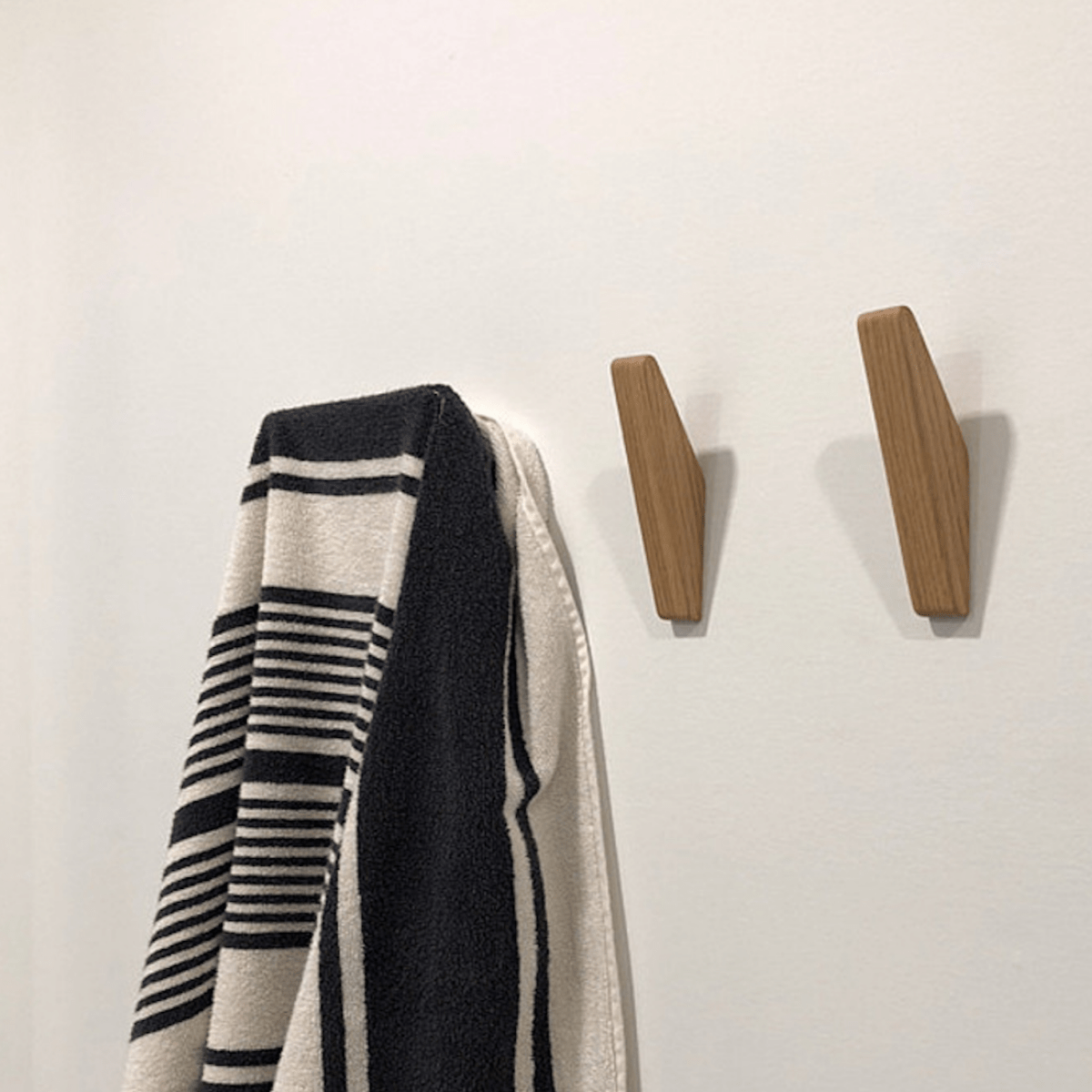 Wandkapstok Hout Set van 2/4/6/8 Haken Natuurlijk Tweekleurig Hal Slaapkamer Bohemian Stijl Wandmontage | Sulvida